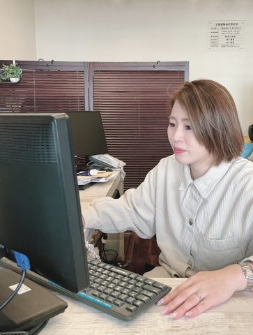 野田　杏奈